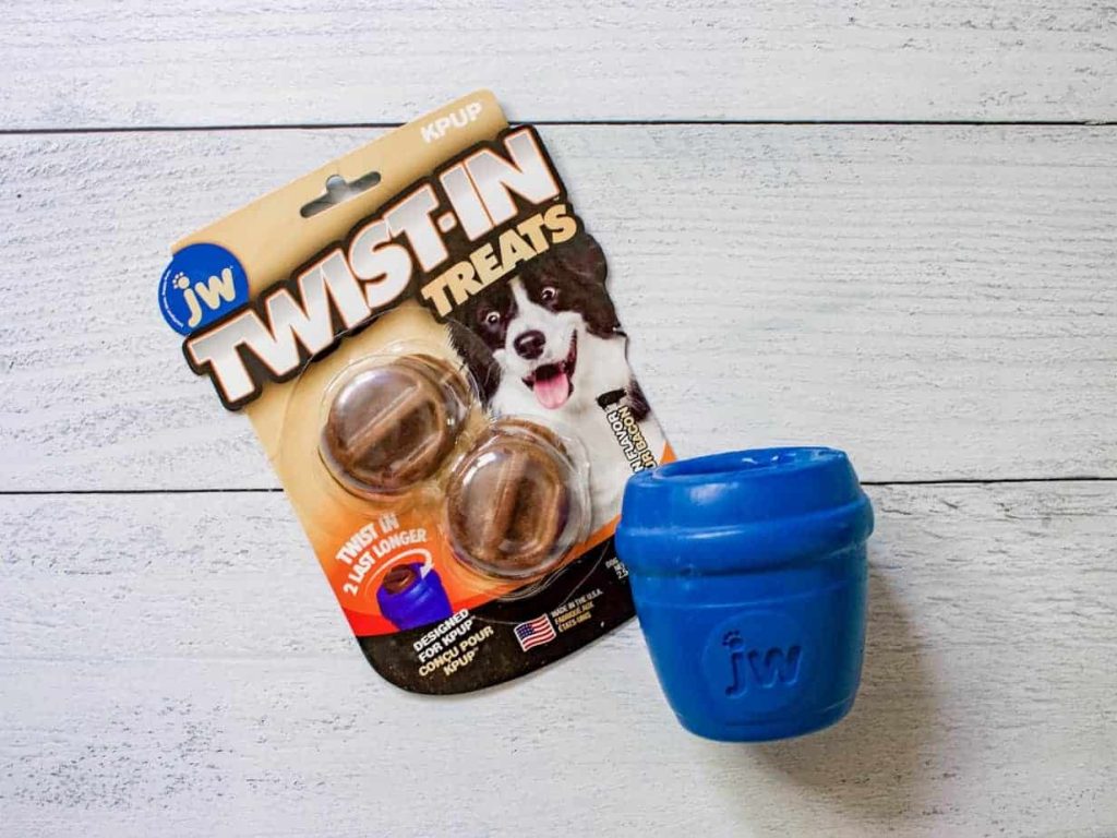 How to keep your dog busy with the Twist-in Treat Dog Toy